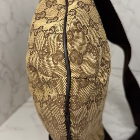 Gucci HalfMoon Brown Crossbody Bag - Picture 11 of 16